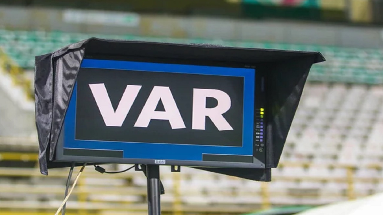 دوره VAR با حضور ۲۳ داور برگزار می‌شود