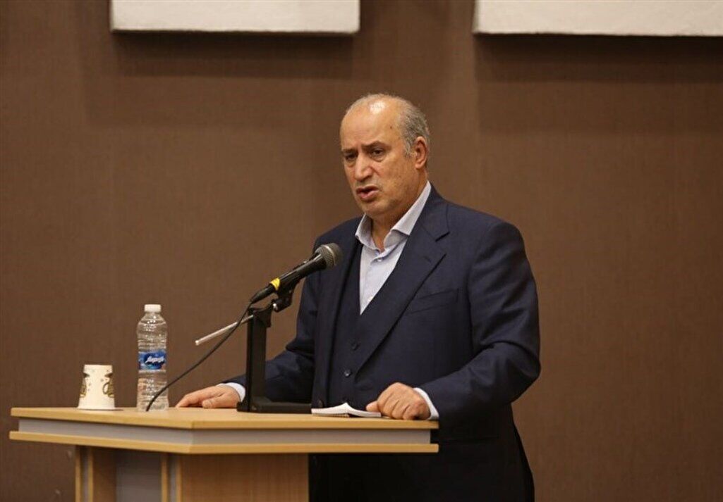 نگران کسب مجوز حرفه‌ای توسط استقلال و پرسپولیس نیستیم