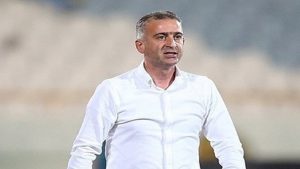 کمالوند: باخت برابر پرسپولیس را به گردن می‌گیرم/ برای بقای صنعت نفت در لیگ ناامید نیستیم