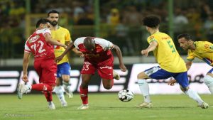 آشتیانی: صنعت نفت بعد از دریافت گل اول متلاشی شد/ شانس قهرمانی پرسپولیس زیاد است