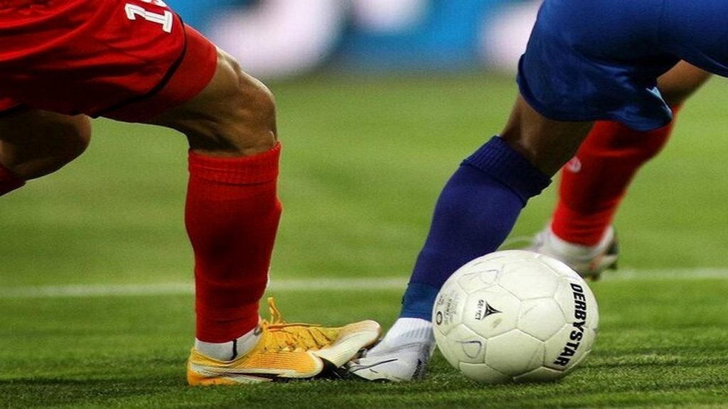 صلاحیت متقاضیان خرید سهام شرکتهای پرسپولیس و استقلال مورد تایید قرار گرفت