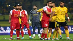 پرسپولیس ۰ - ۰ سپاهان/ سرخپوشان تعارف استقلالی‌ها را رد کردند