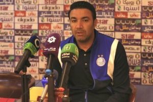 نکونام:یک لیوان آب اینجا نمی‌گذارند،آن‌وقت...