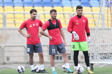 مصدومیت عجیب یک پرسپولیسی در استخر!