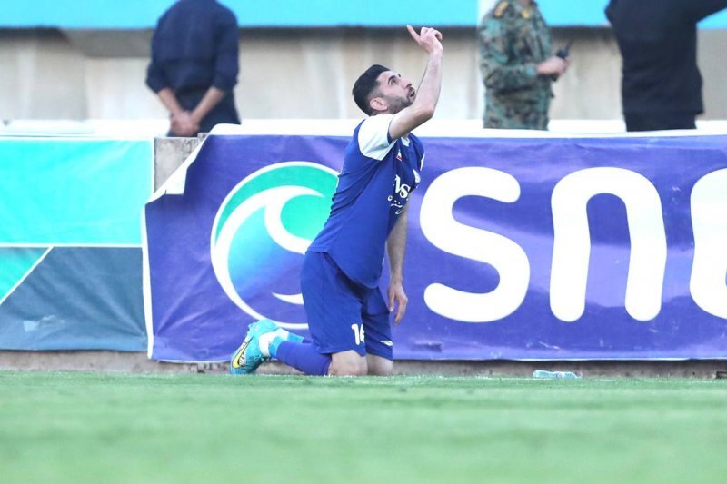 6034130-1 شباهت ویژه استقلال و پرسپولیس!