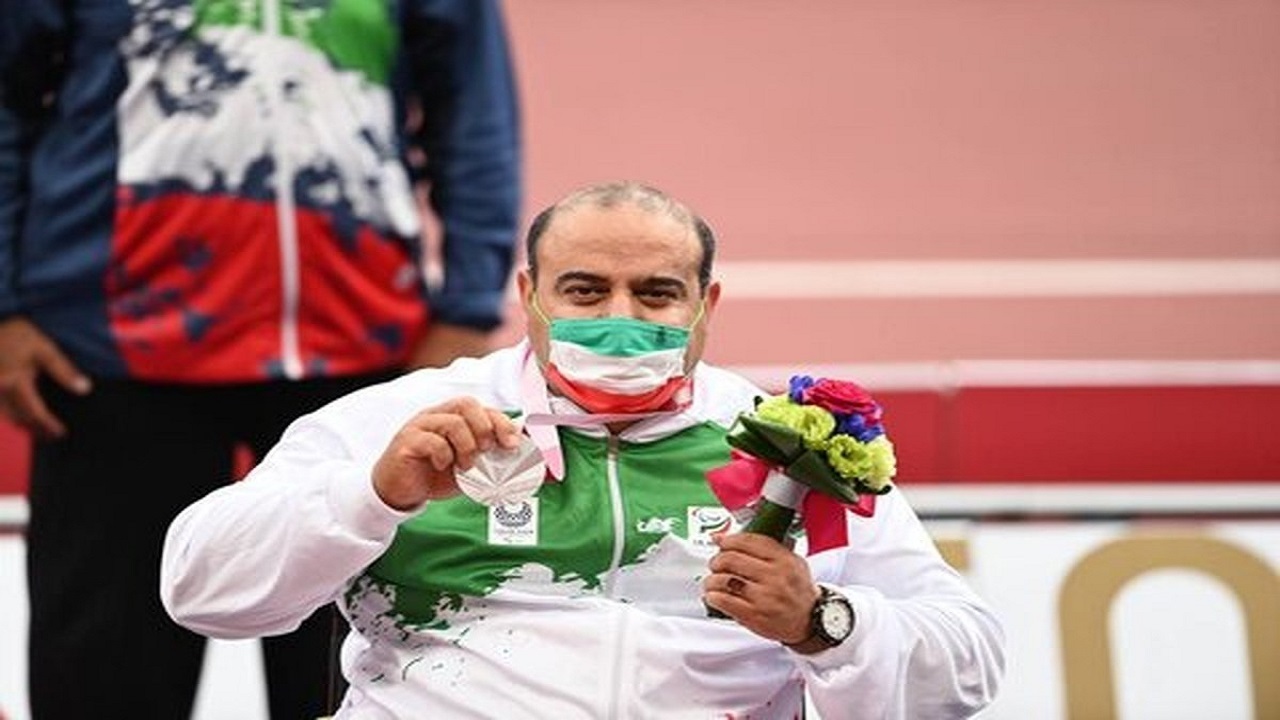 امیدوارم در مسابقات جهانی خوشرنگ‌ترین مدال را بگیرم