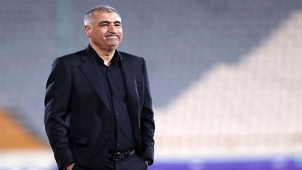 ساکت الهامی از سرمربیگری نساجی استعفا کرد