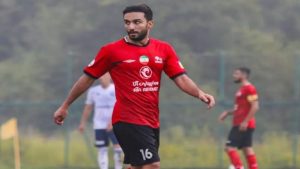 سیامک نعمتی از تراکتور جدا شد