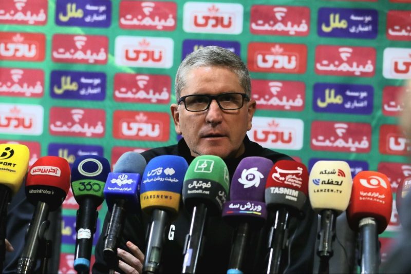گاریدو: شمسآذر تیم پیچیدهای است/ بازیکنان جوان باید خودشان فرصتها را ایجاد کنند