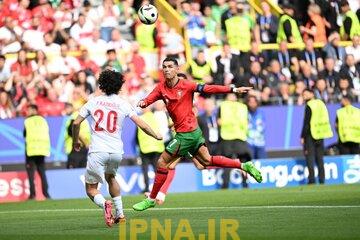 تقلید بامزه رونالدو از  مسی؛ به چی نگاه می‌کنی احمق!‏