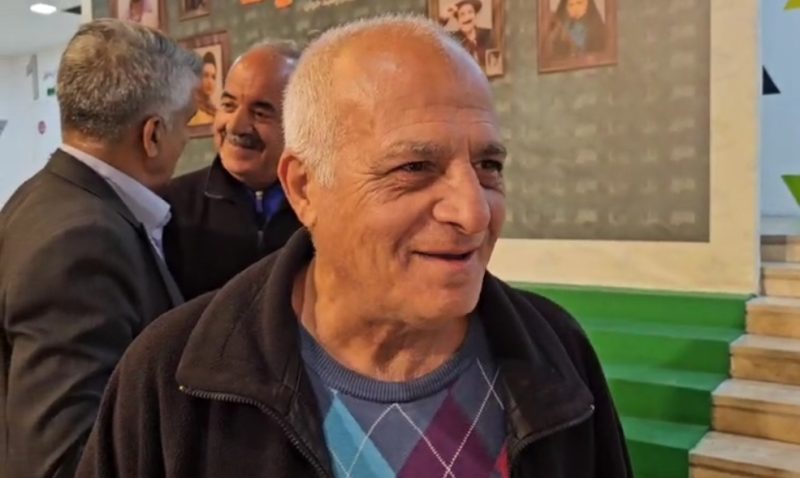 جعفر مختاری فر پیشکسوت استقلال در حاشیه اکران فیلم سینمایی زودپز