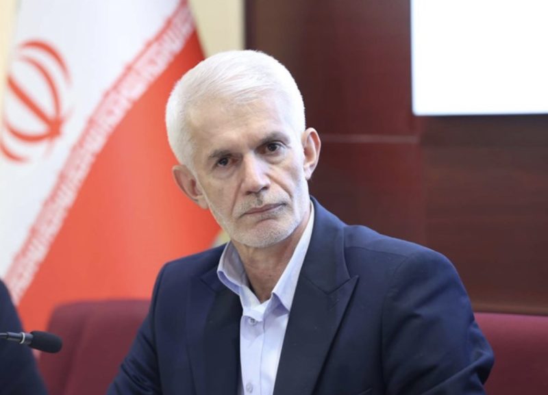 کار غیر حرفه ای آقای معاون/ برخورد شخصی با خبرنگار خبرگزاری مهر!