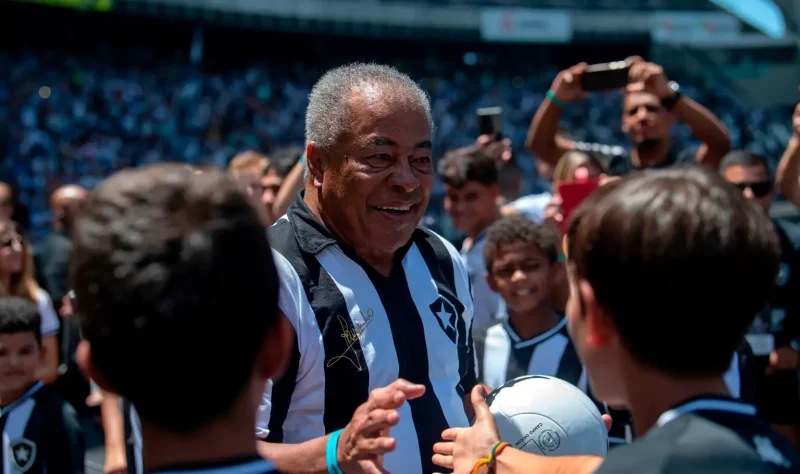 Jairzinho dreaming of Botafogo glory