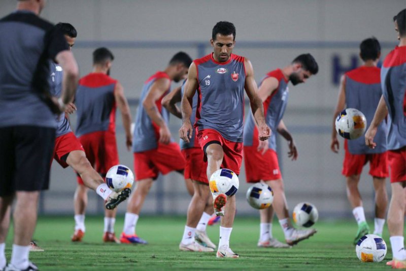 کوچ پرسپولیس به ورزشگاه آزادی