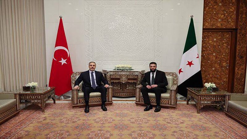 جولانی و فیدان: خواستار رفع تحریمهای سوریه هستیم
