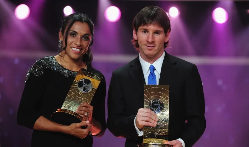 Remembering Messi&#۸۲۱۷;s first FIFA award