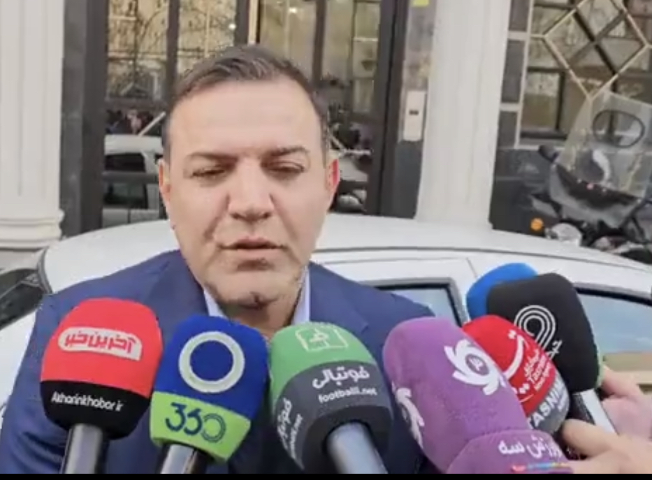 گفتگوی شهاب عزیزی خادم بعد از ثبت نام در انتخابات فدراسیون فوتبال با خبرنگاران