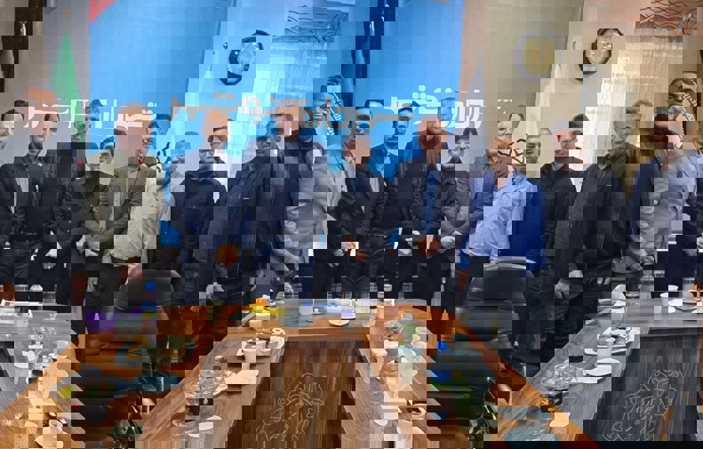 2128649