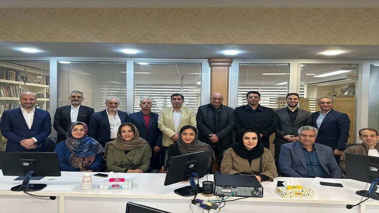 دیدار هیات مدیره انجمن صنفی باشگاه‌داران با مدیرکل ورزش و جوانان تهران