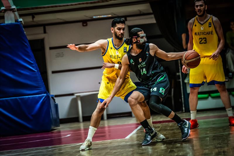 نخست فینال لیگ ملی بسکتبال مساوی شد!
