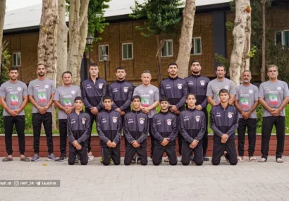 فرنگی کاران نوجوان راهی جهانی یونان شدند