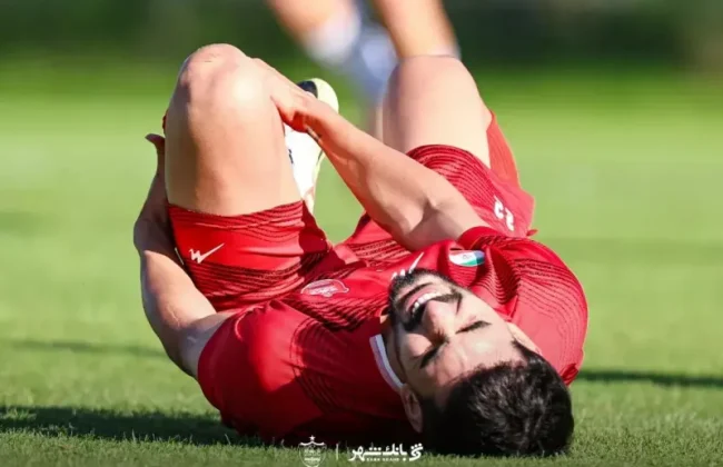 جنجال پنالتی در نقش جهان؛ رضا شکاری: داور اشتباه کرد، حق پرسپولیس برد بود