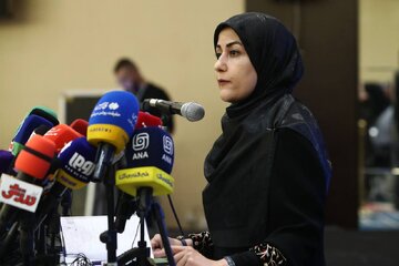 واکنش تند منصوریان به سخنان سخنگوی استقلال: «این خانم شان پیشکسوتان را زیر پا گذاشت!»
