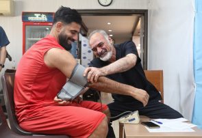 حضور تیم فوتبال پرسپولیس در مجموعه ایفمارک برای تست پزشکی پیش فصل