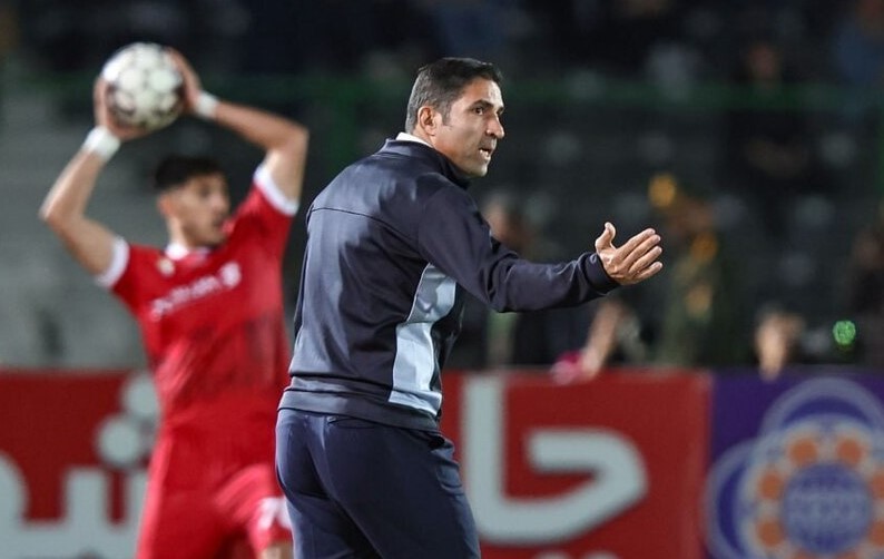 اصرار جنجالی هاشمیان بر جذب مدافع در حالی که پرسپولیس بحران گلزنی دارد