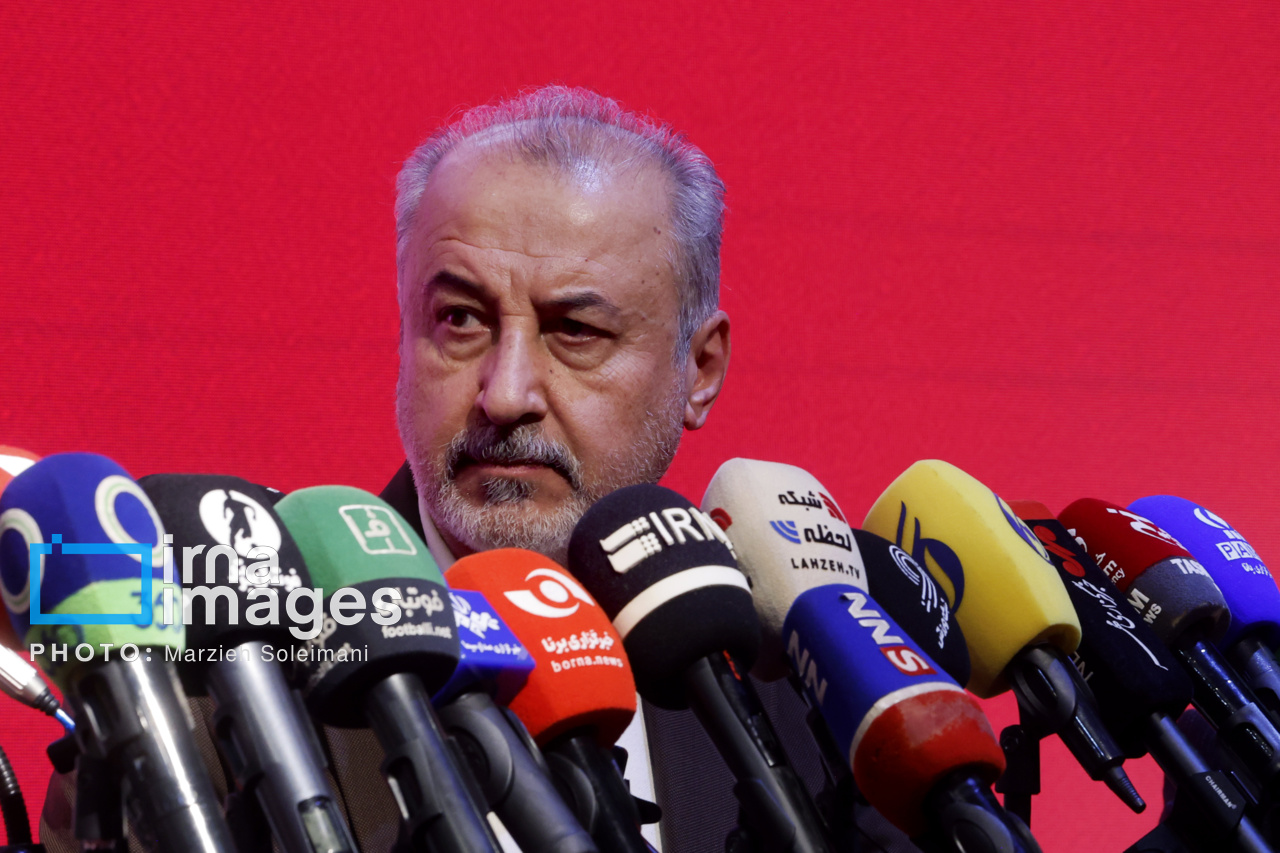 رضا درویش: جذب بازیکنان پرسپولیس مطابق نظر سرمربی و مدیریت؛ مسائل اوریه بدون مشکل بود