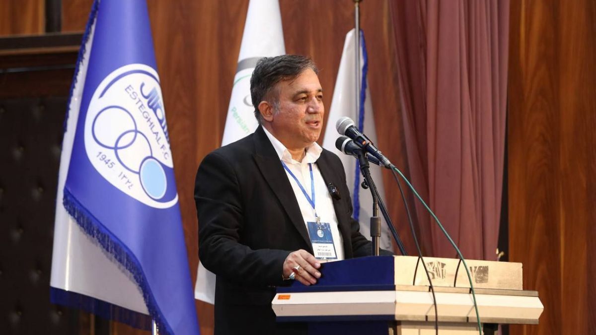 استقلال در مسیر تحول؛ تاجرنیا از قهرمانی و شکایت از مدیران گذشته می‌گوید