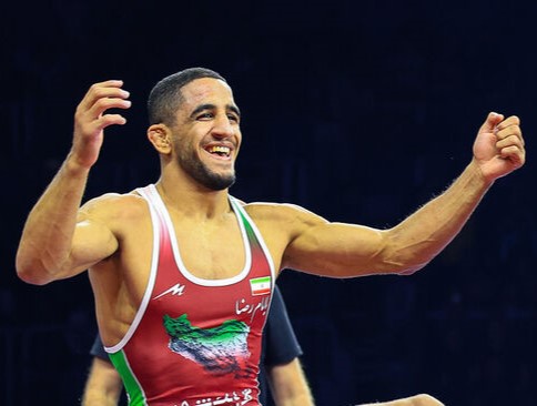 عموزاد: ۱۳ ماه برای غلبه بر قهرمان المپیک تلاش کردم! لحظه انتقام شیرین بود