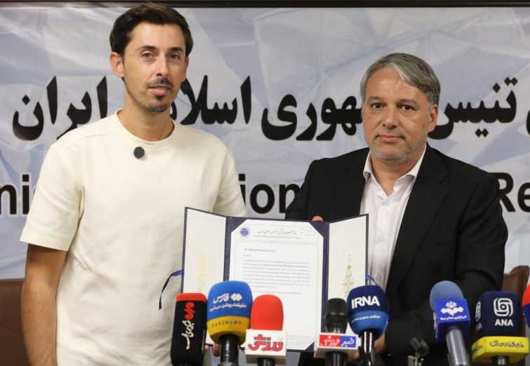 گزارش تصویری از مراسم امضا قرارداد سرمربی پدل تیاگو سانتوس