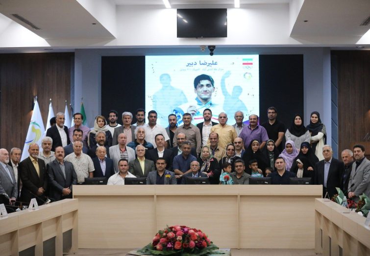 گزارش تصویری از جشن تولد مدال آوران بازی های المپیک