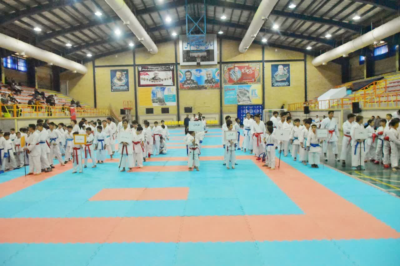 قهرمانی مقتدرانه همدان در کاراته شوتوکان؛ رعد پدافند به سکوی نخست کشور رسید