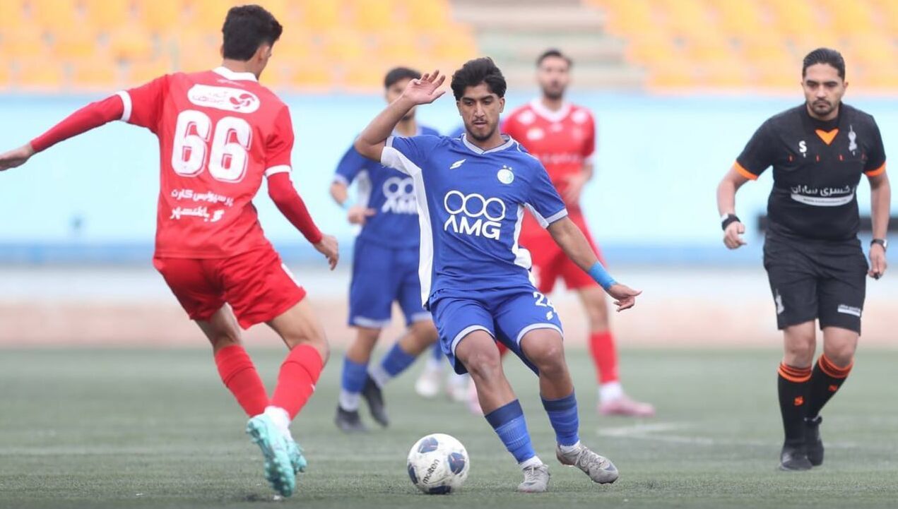 «دربی امیدهای تهران بی‌برنده تمام شد؛ باران و اخراج‌ها جذابیت را بلعید»