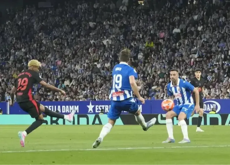 دربی کاتالونیا در نقطه توازن با جدال آماده‌ترین بارسلونا و اسپانیول