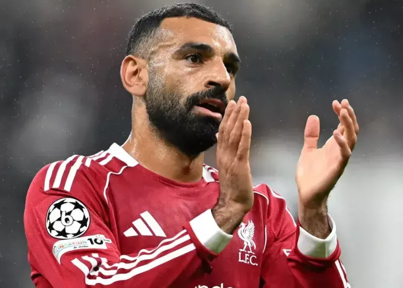 نیمکت‌نشینی تاریخی صلاح در لیورپول آینده ستاره مصری را مبهم کرد