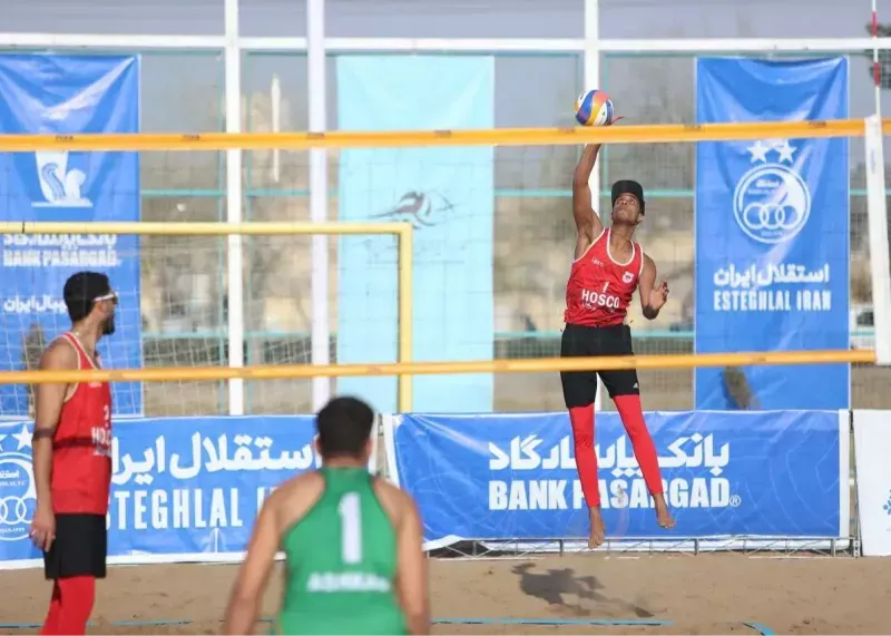 صعود استقلال مشهد و فولاد هرمزگان به نیمه‌نهایی لیگ ساحلی؛ دیدار حساس در شن‌های مشهد!