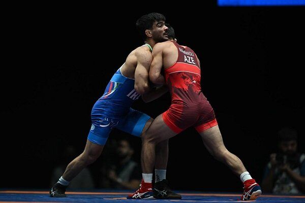 صعود قدرتمند استقلال جویبار به فینال لیگ کشتی آزاد با درخشش یزدانی و شاگردان قاسمی