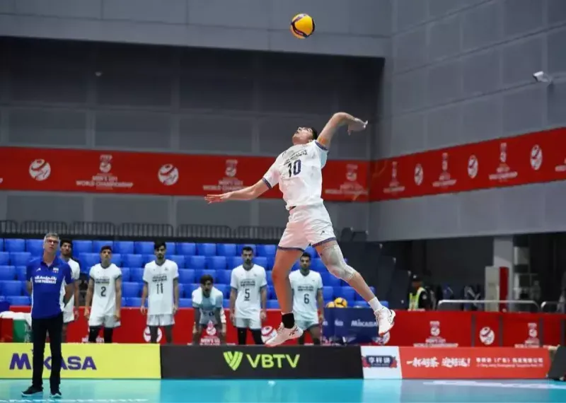 صف‌آرایی حساس صدرنشین لیگ مقابل صنعتگران تهران در ادامه هفته پنجم والیبال