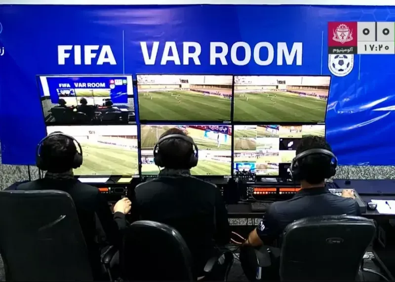 تصمیم بحث برانگیز درباره داور دربی تهران با روایت تازه از پشت پرده انتخاب وحید کاظمی