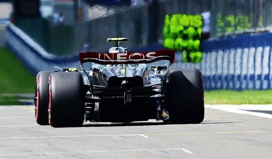 مرسدس تعداد تیم‌های مشتری در فرمول یک را کاهش می‌دهد؛ فراری در انتظار رفع مشکلات SF-25