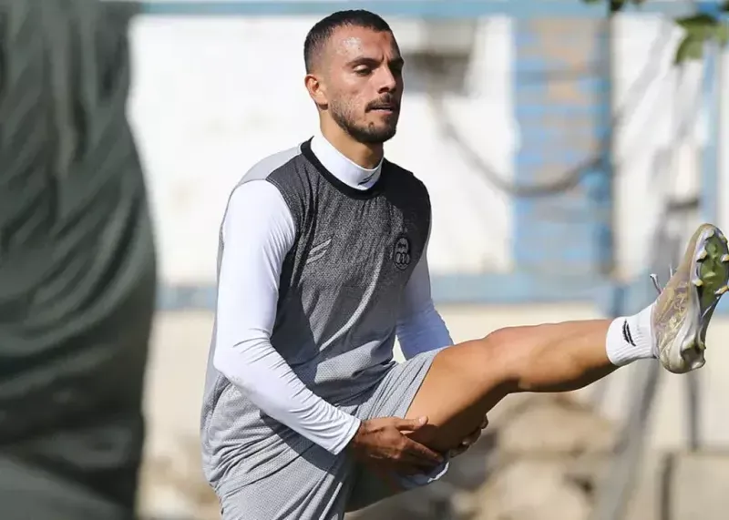 جلالی صد تایی شد استقلالیها در آستانه دربی شاهد آغاز فصل تازه مدافع ملی پوش