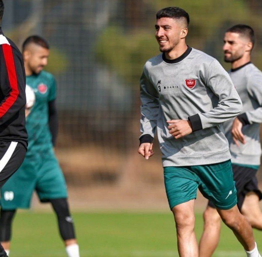 نبرد حساس دفاع راست پرسپولیس مقابل علیرضا کوشکی تعیینکننده دربی ۱۰۶