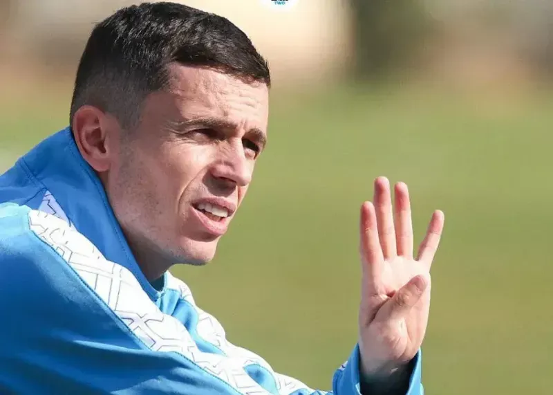 جریمه رسمی ۵۱ میلیون تومانی برای بوسه یاسر آسانی در دیدار استقلال و پادیاب خلخال