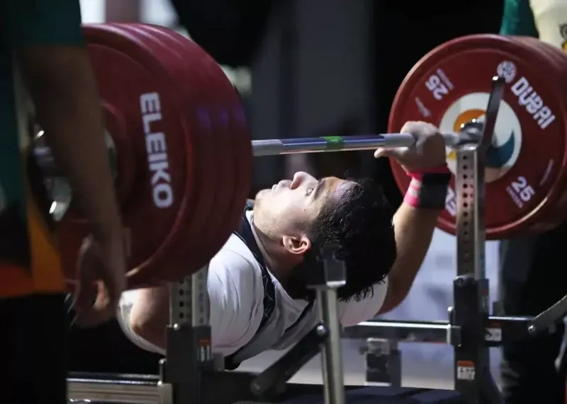 طلای شیرین در دوبی؛ مانی سعیدی قهرمان پاراوزنه‌برداری بازی‌های پاراآسیایی جوانان شد