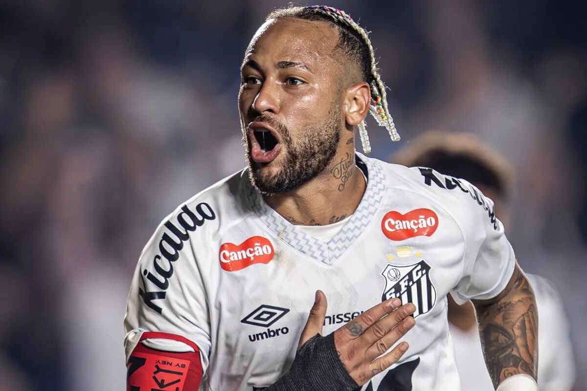 تمدید حضور نیمار در سانتوس تا ۲۰۲۶ و ادامه یک بازگشت تاثیرگذار در فوتبال برزیل