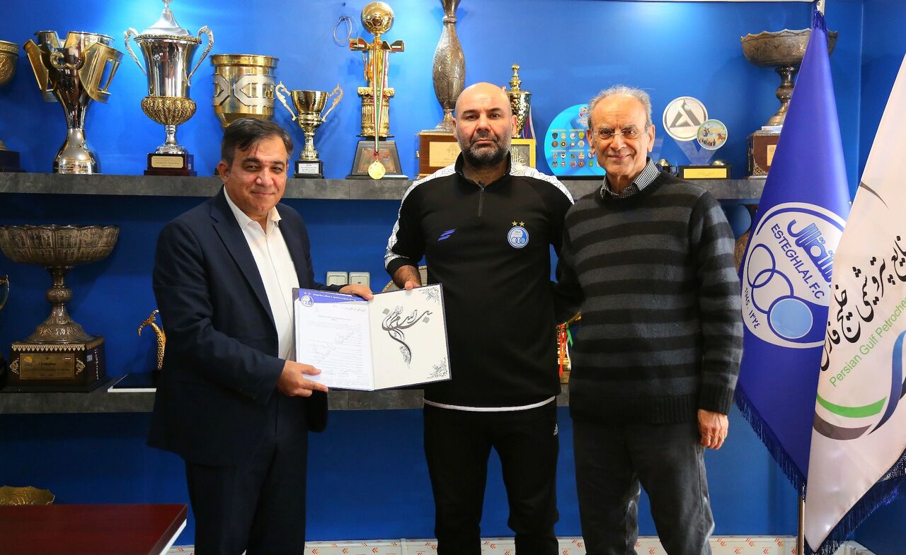 سهراب بختیاریزاده رسما هدایت استقلال را بر عهده گرفت