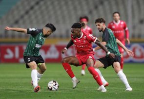 خیبر دوباره پرسپولیس را زمین زد؛ سومین باخت پیاپی سرخ‌ها در لیگ برتر